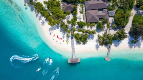 Fiyavalhu Resort Maldives, Mandhoo